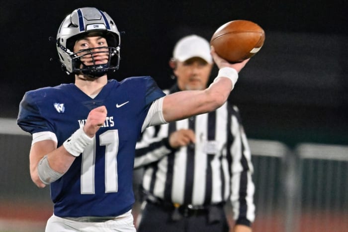 a Wilsonville Mountain View 5A Oregon football final November 24 2023 Leon Neuschwander 34